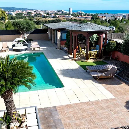Masia Blanca By Interhome بيت للعطل كوماروغا