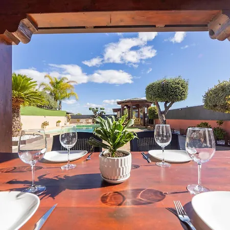 Masia Blanca By Interhome * كوماروغا