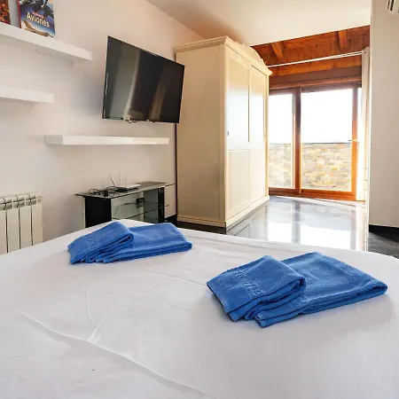 Masia Blanca
